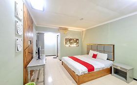 RedDoorz near Stadion Semeru Lumajang Jawa Timur